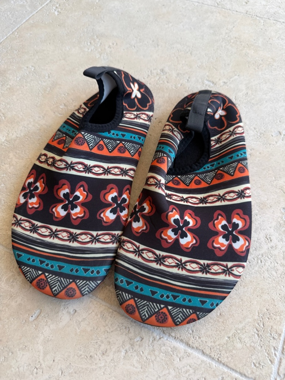 Patterned Slip-On Water Shoes in Black, Teal & Rust